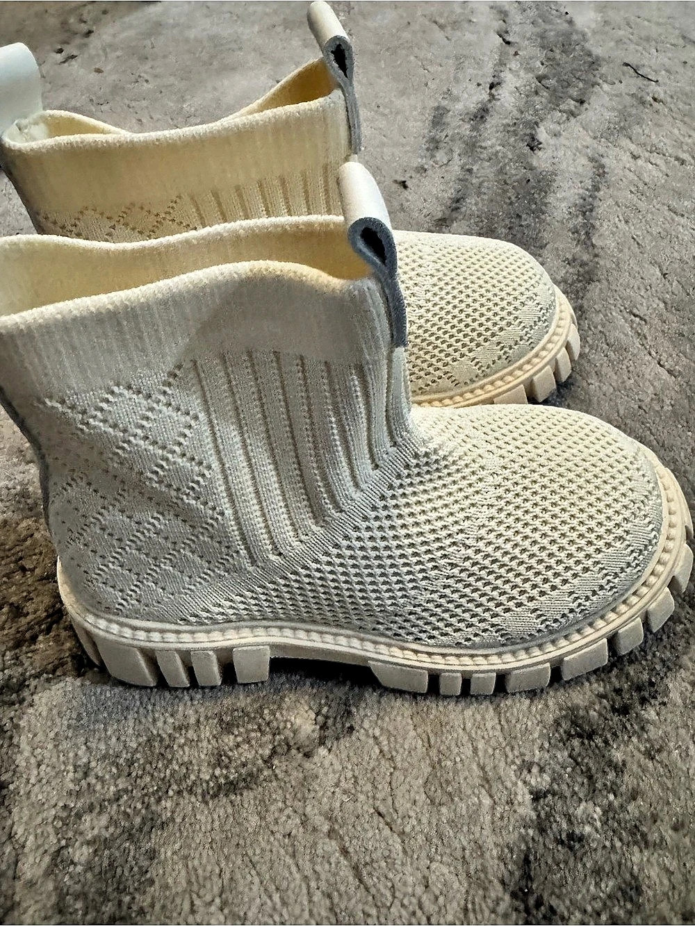 Moa Concept Knit High Top Sneakers Cream US 9 Like New